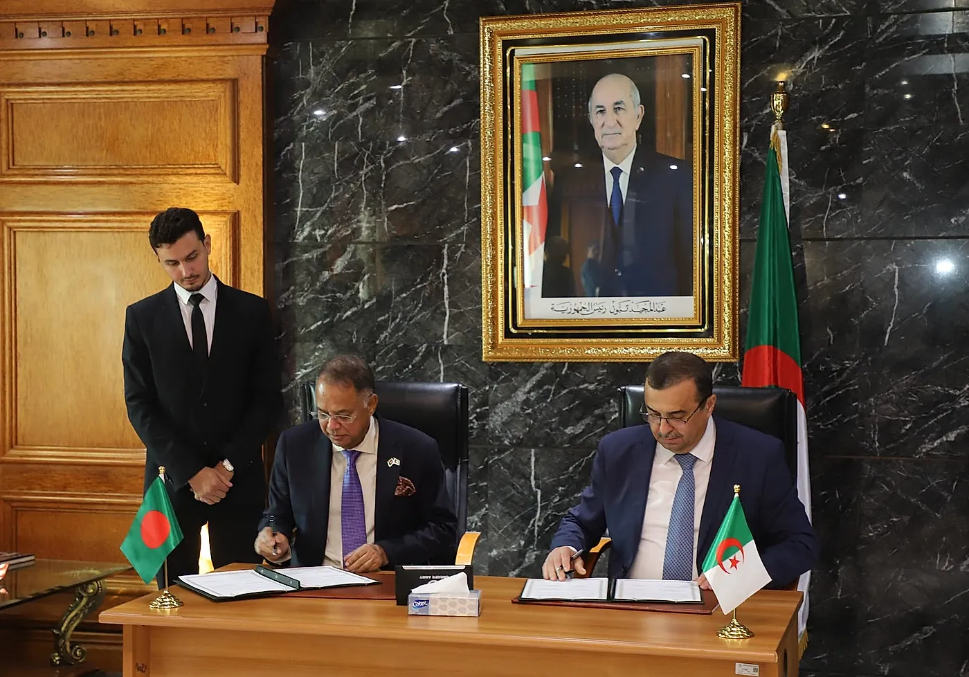 Algeria and Bangladesh Sign Energy Cooperation Memorandum
