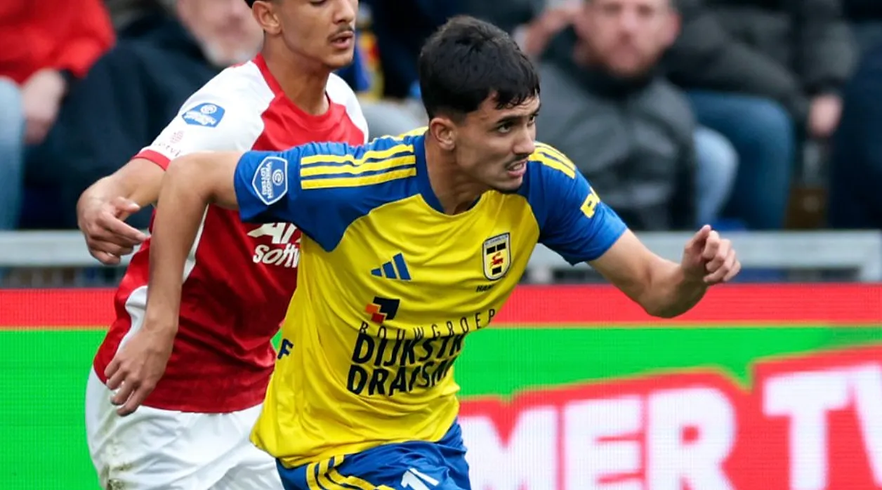 Ilyes Hamache Named in L'Equipe French Team of the Week alongside Mbappé