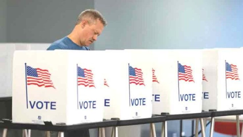 Democrats Lead in Mid‑term Polls, Senate Race Remains Uncertain